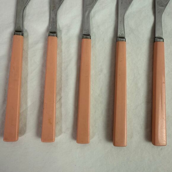 VTG Set of 8 Stainless Flatware Pink Plastic Handle Japan Knives Tea Spoon Forks - Picture 4 of 12